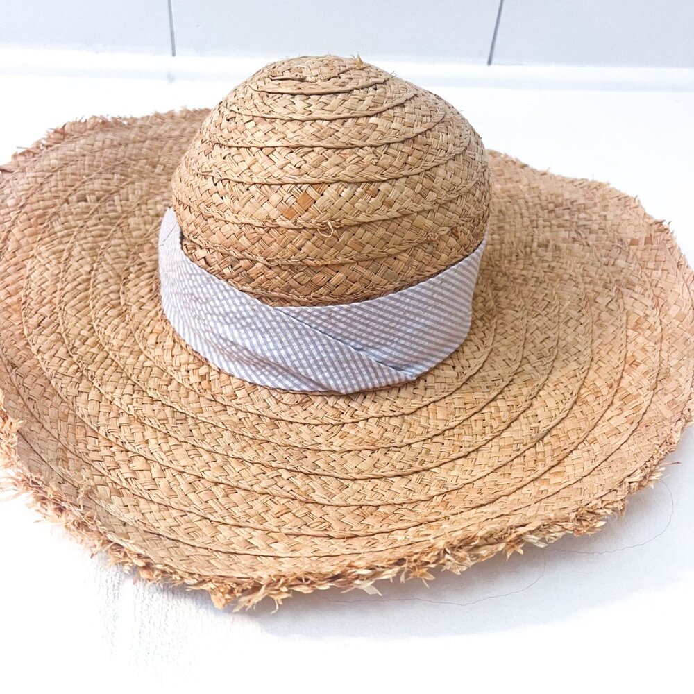 Vineyard Vines raffia floppy sun hat